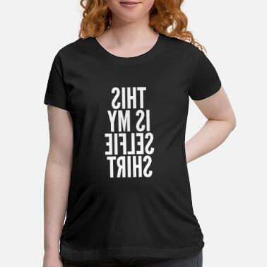 t shirt selfie